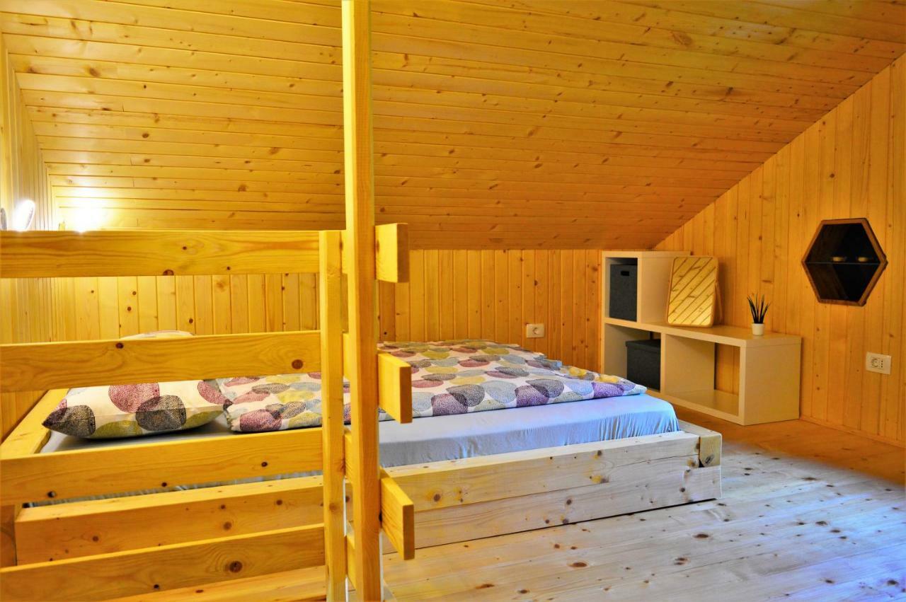 קובאריד Sleeping With The Bees Kozjak מראה חיצוני תמונה