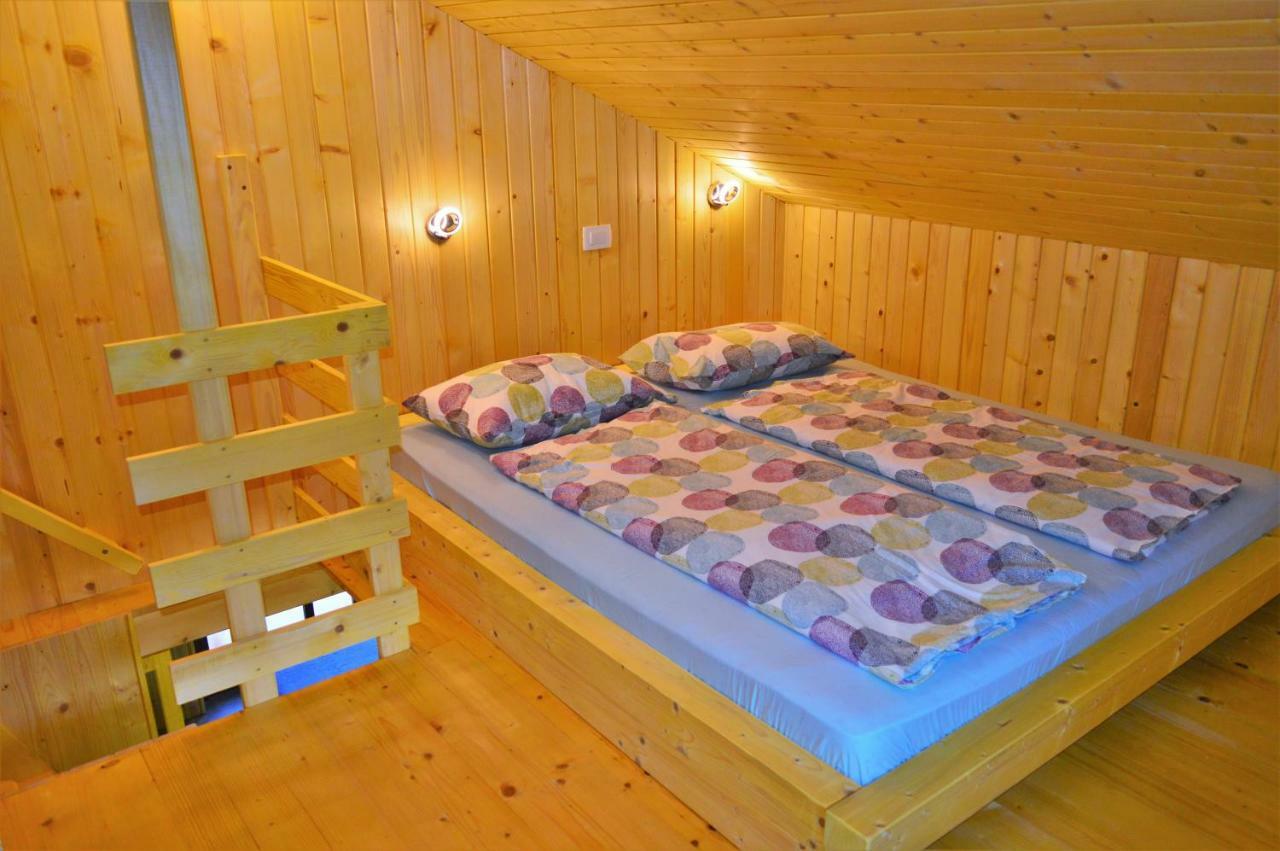 קובאריד Sleeping With The Bees Kozjak מראה חיצוני תמונה
